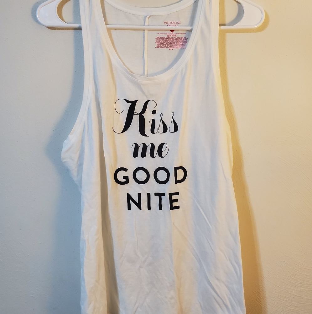 NWOT White Victoria's Secret Tank Top. Size Medium
